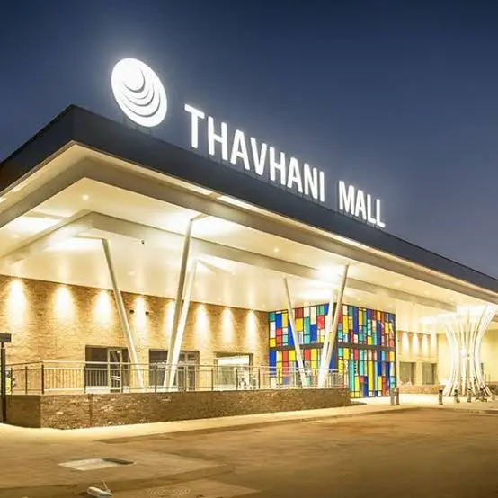 WATCH | Thavhani Mall security personnel in Thohoyandou, Limpopo busy rehabilitating an agitator after he attempted to stab one of the security officers