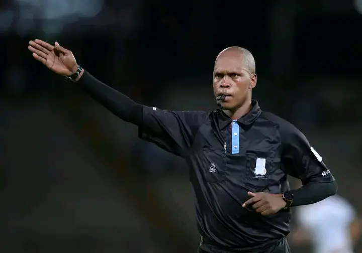 Top PSL referee gets suspended by SAFA after denying Chiefs a fair penalty